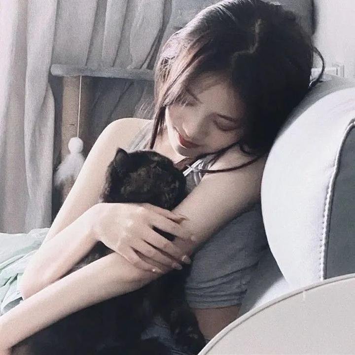 安吉拉的圣诞节海报